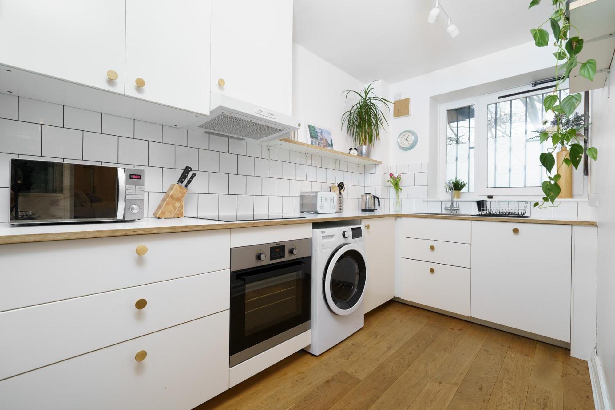 Lovely Apartment In Victoria Park Village London Luaran gambar